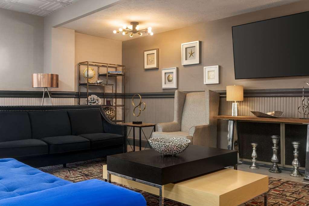 Ramada By Wyndham Sarasota Waterfront