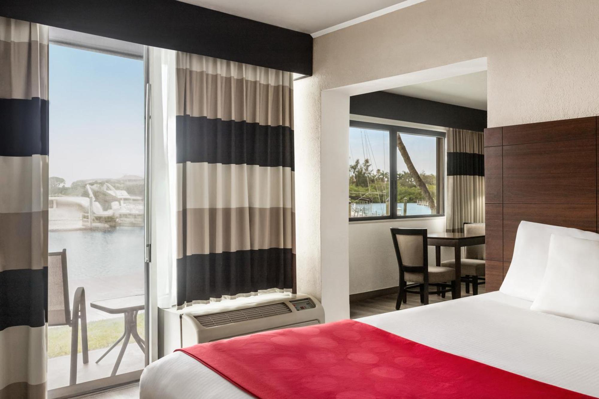 Ramada By Wyndham Sarasota Waterfront 2* South Bradenton