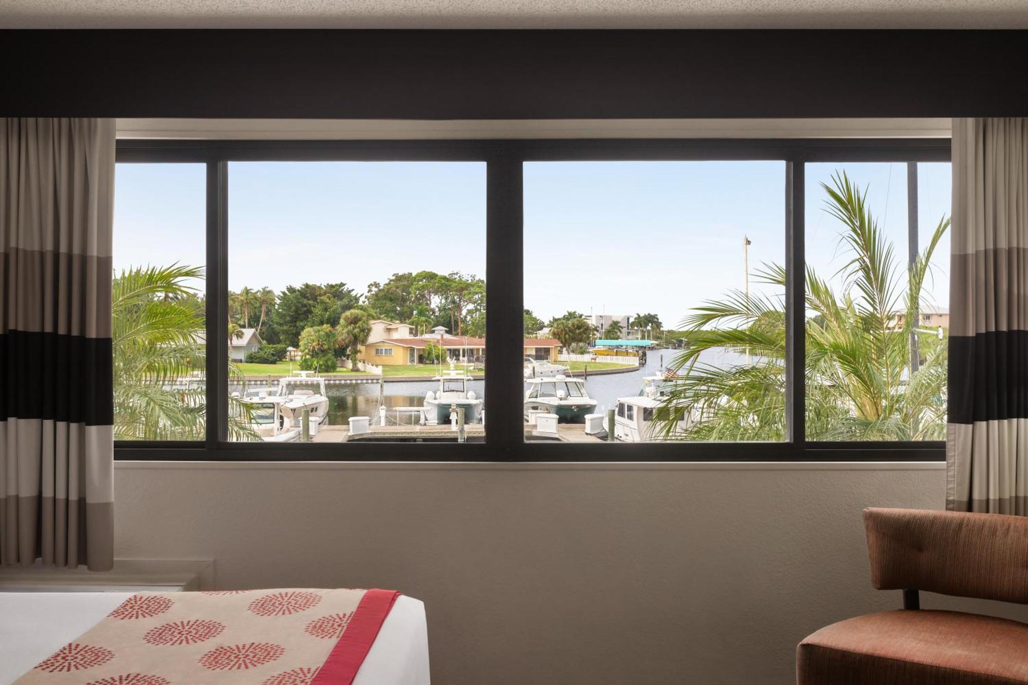 Ramada By Wyndham Sarasota Waterfront