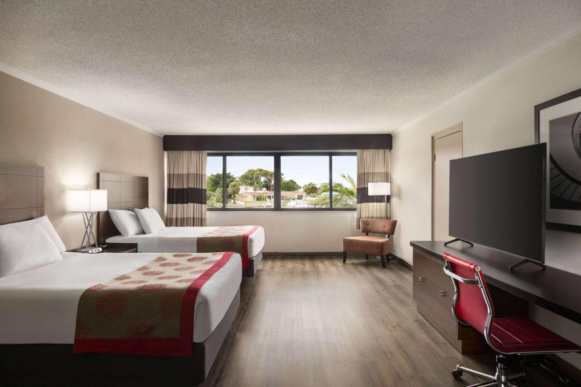 Ramada By Wyndham Sarasota Waterfront South Bradenton