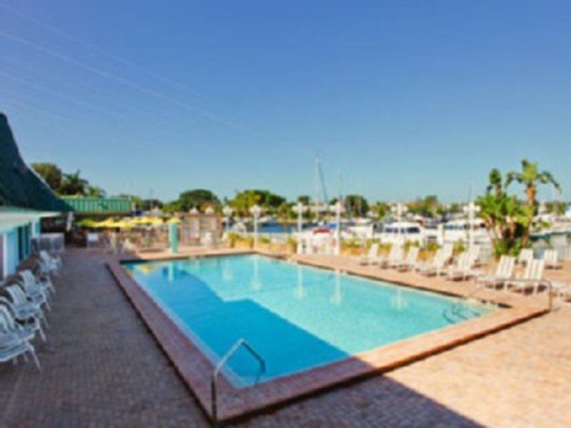 Ramada By Wyndham Sarasota Waterfront South Bradenton