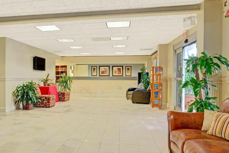Ramada By Wyndham Sarasota Waterfront Hotel South Bradenton