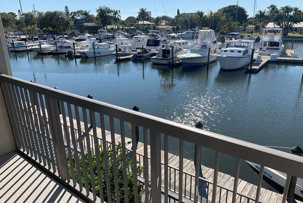 Hotel Ramada By Wyndham Sarasota Waterfront