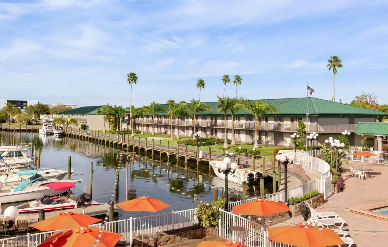 Ramada By Wyndham Sarasota Waterfront Hotel